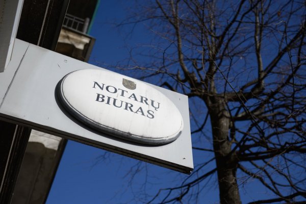 Svarbu turintiems reikalų su notarais – kurį laiką jie negalės tvirtinti dalies sandorių