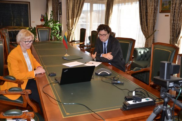 THE LITHUANIAN CHAMBER OF NOTARIES WILL CONTINUE TO PROVIDE ASSISTANCE TO THE KYRGYZ CHAMBER OF...